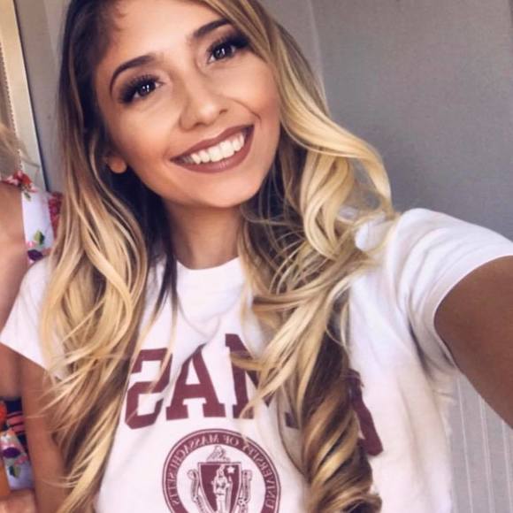 Meet the Posher Other - Meet your Posher, Katie